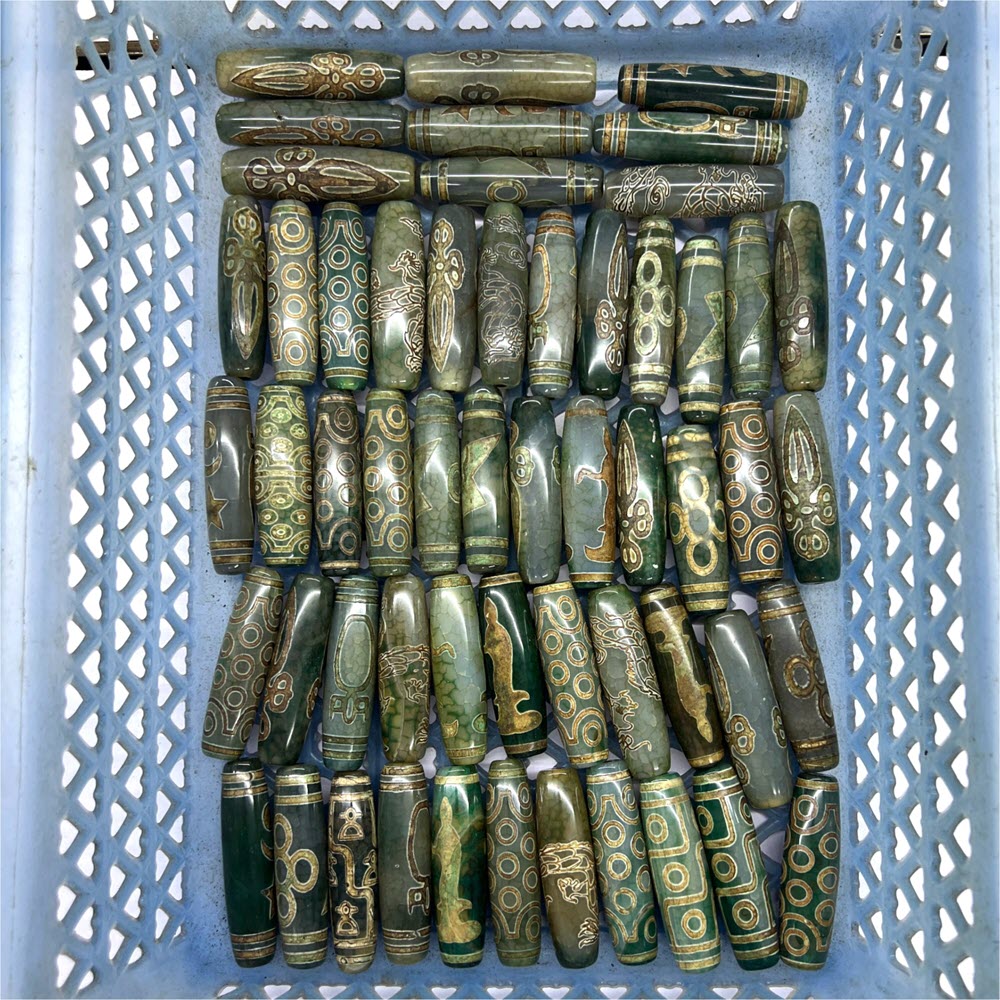 Jewelry Making Store - Cuentas Tibentan Dzi verdes de 60mm,