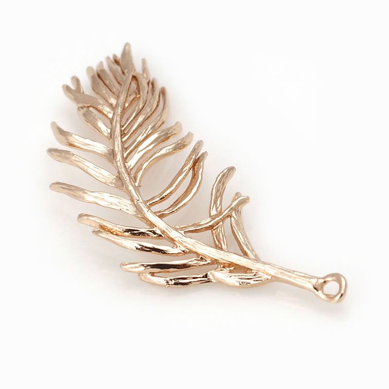 Dijes de Pluma en Latón Color  - Jewelry Making Store reseña y precio